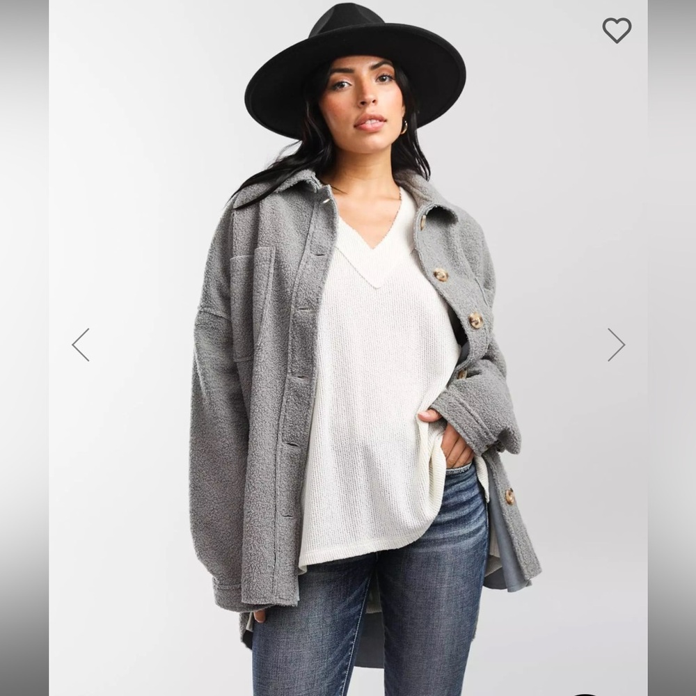 BKE Exclusive Oversized Fleece Shacket - Picture 3 of 4
